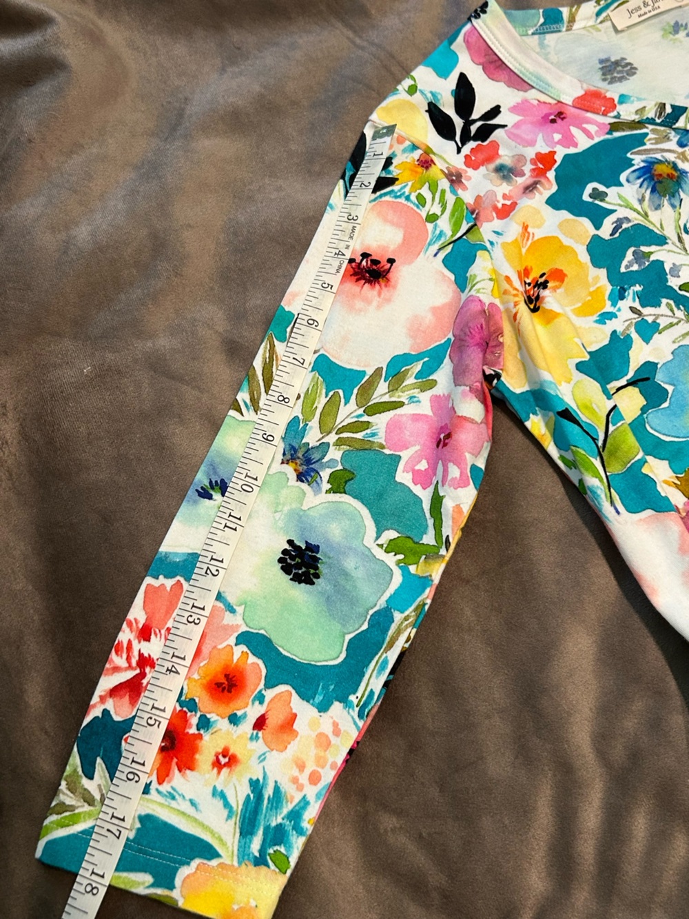 Jess & Jane Blooming V -Neck Top - Picture 10 of 10
